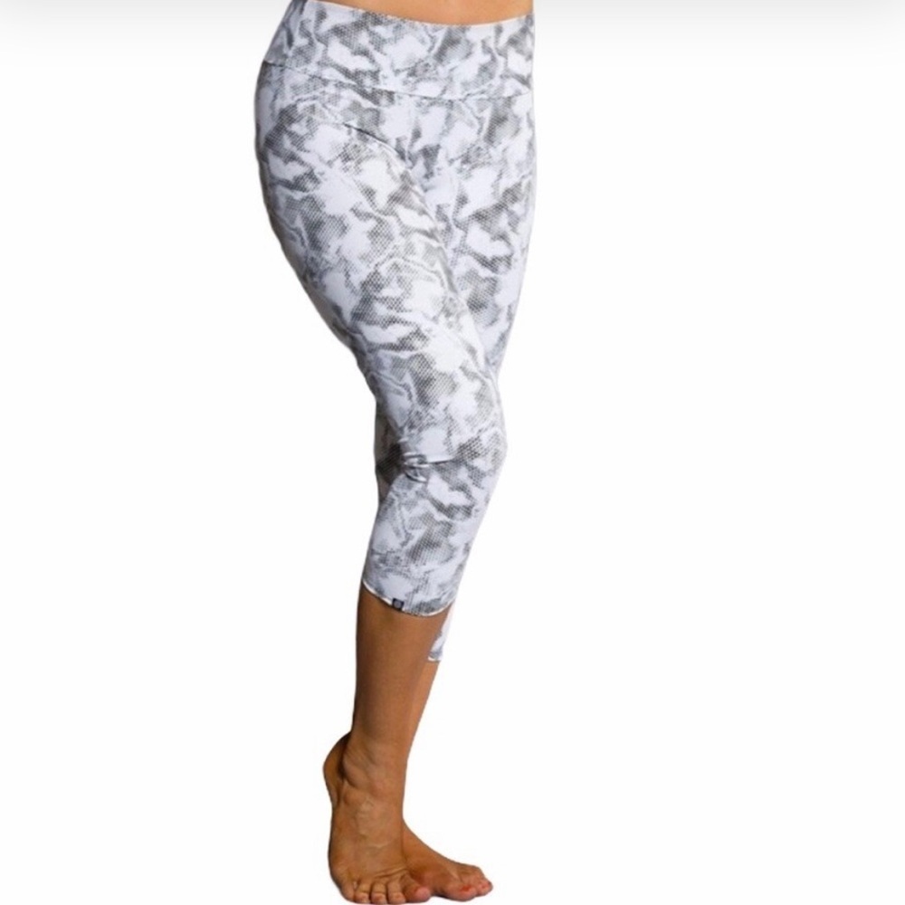 RBX Women's Gray Camouflage Capris
